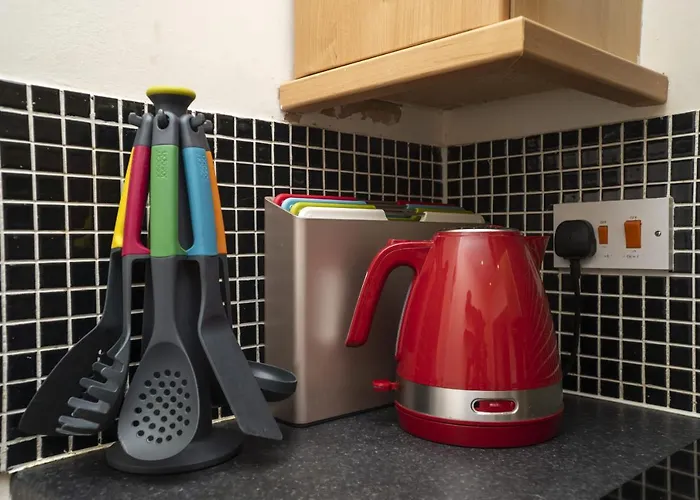 Spacious 2 Bed Southville Flat Near Harbourside 公寓 布里斯托