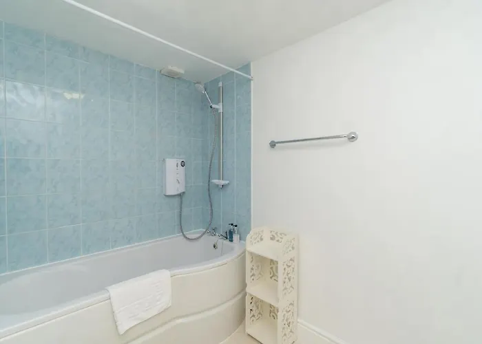 アパート Spacious 2 Bed Southville Flat Near Harbourside ブリストル