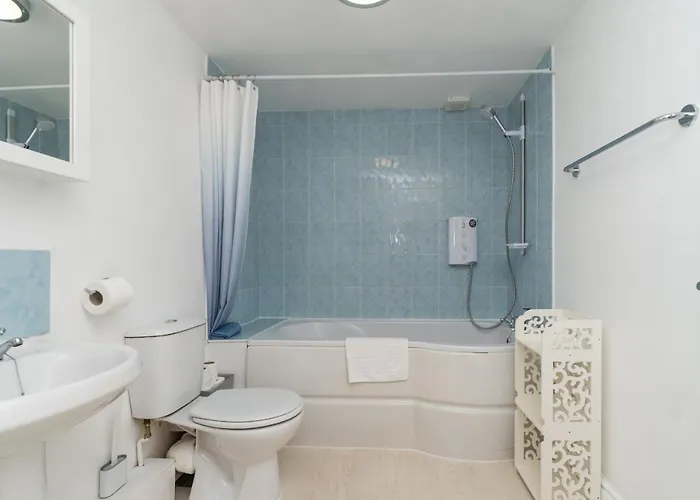 公寓 Spacious 2 Bed Southville Flat Near Harbourside 布里斯托