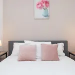 Apartment Spacious 2 Bed Southville Flat Near Harbourside