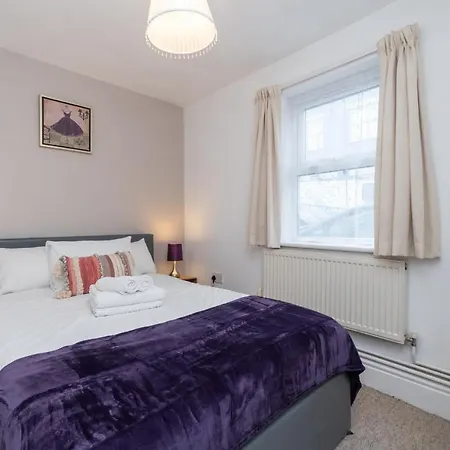 شقة Spacious 2 Bed Southville Flat Near Harbourside بريستول